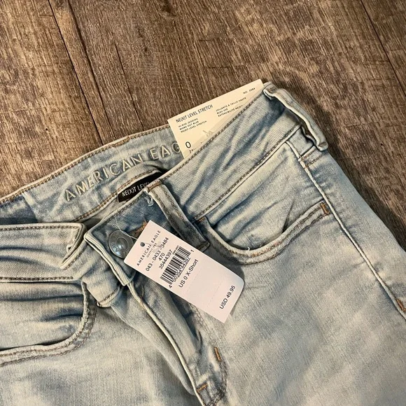 NWT Women’s American Eagle Jeans size 0 - Picture 3 of 5